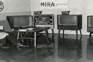 Bilde av Fjernsyn-salongen hos Hjalmar Larsen